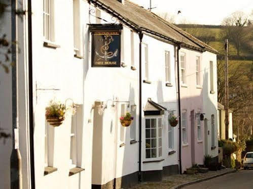 Anchor Inn Dulverton Bagian luar foto